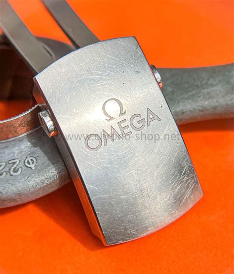 omega replica 1590 867 22mm clasp